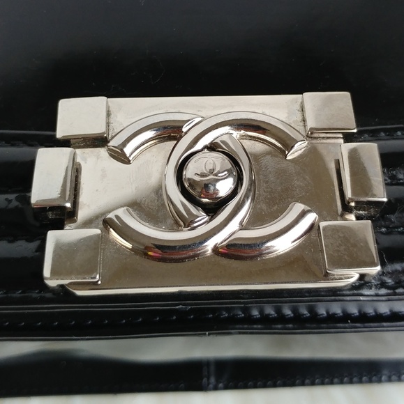 Gorgeous Chanel Reverso glazed boy bag size Large - Picture 8 of 12